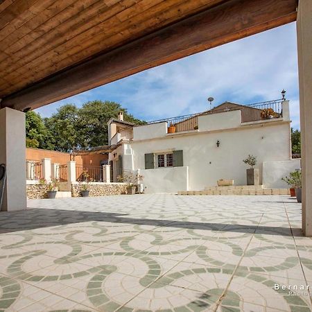 Mas Saint Antoine Villa Bourg-Saint-Andéol Dış mekan fotoğraf